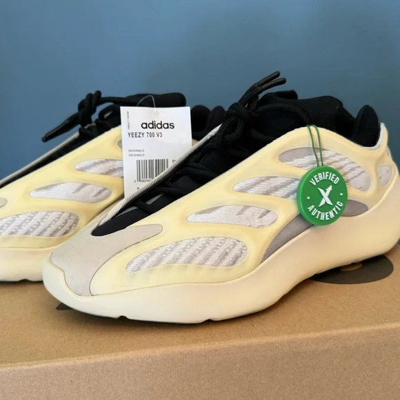 Adidas Yeezy Boost 700 V3 Azael